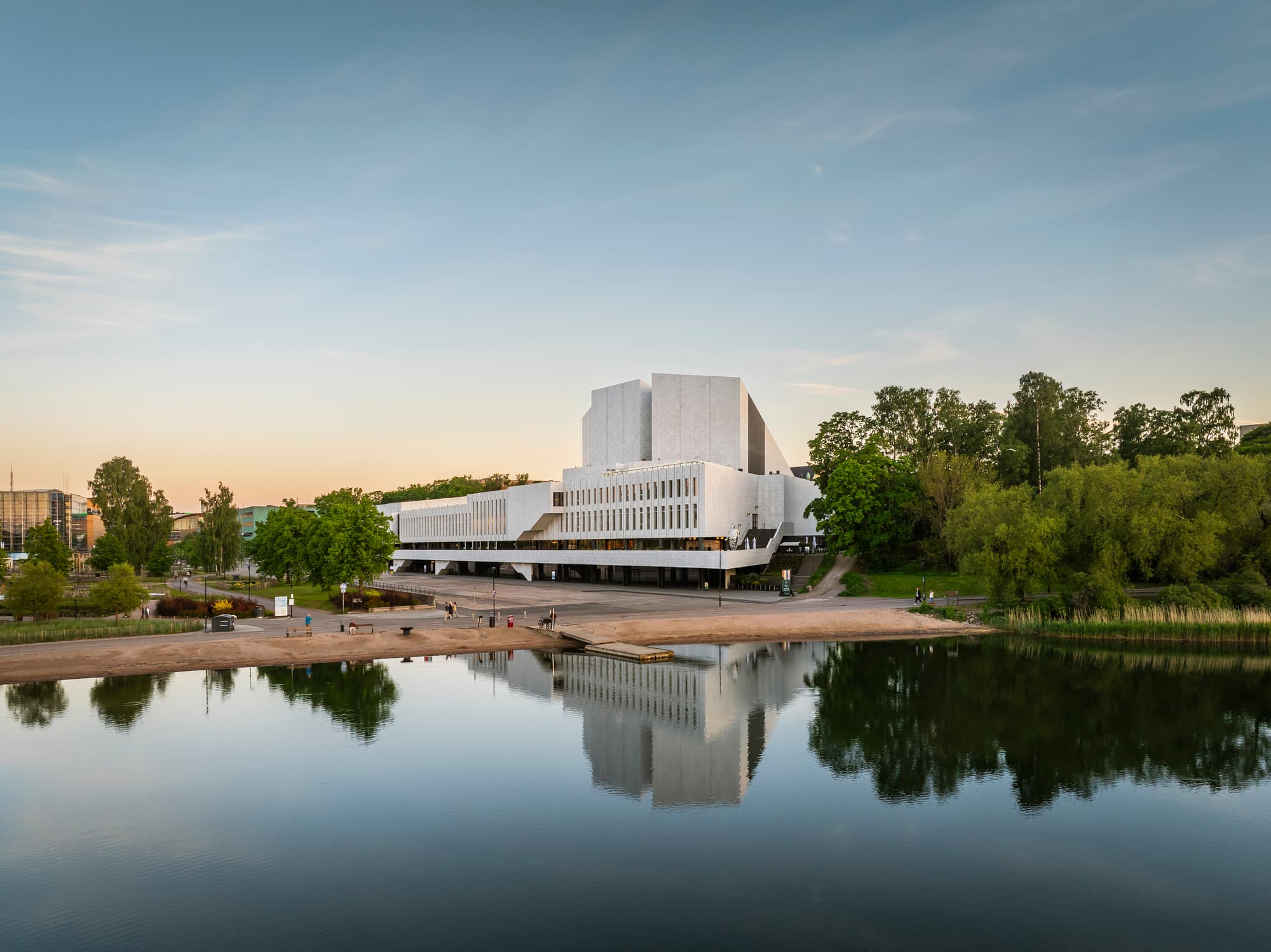 New UNESCO Sites & Cinerama Dome Restoration: This Week's 