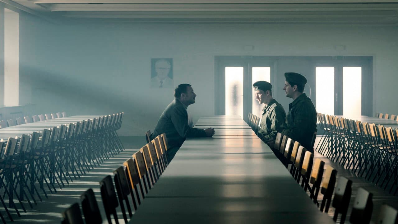 Balloon still 4