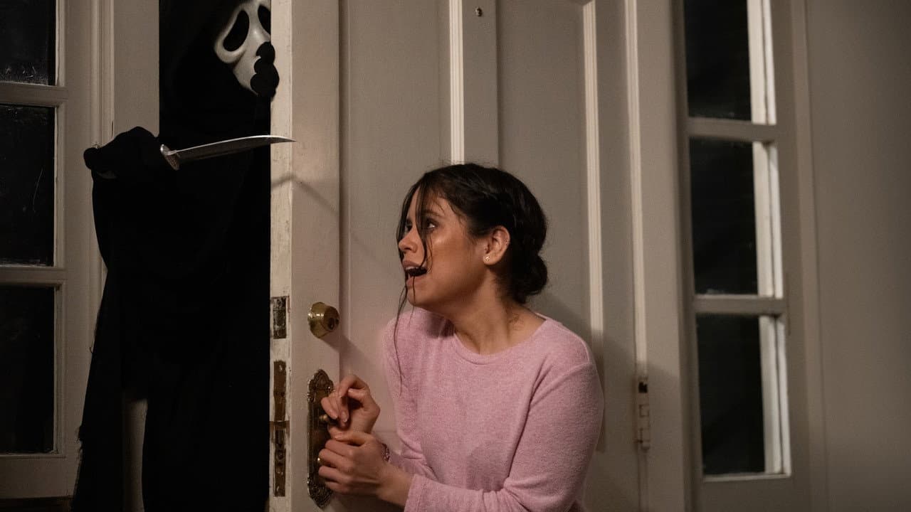 Scream still 3