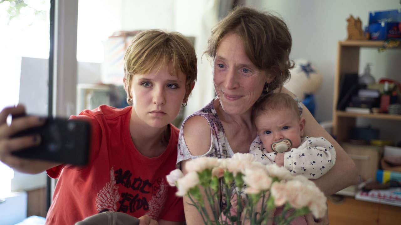 Young Mothers still 7
