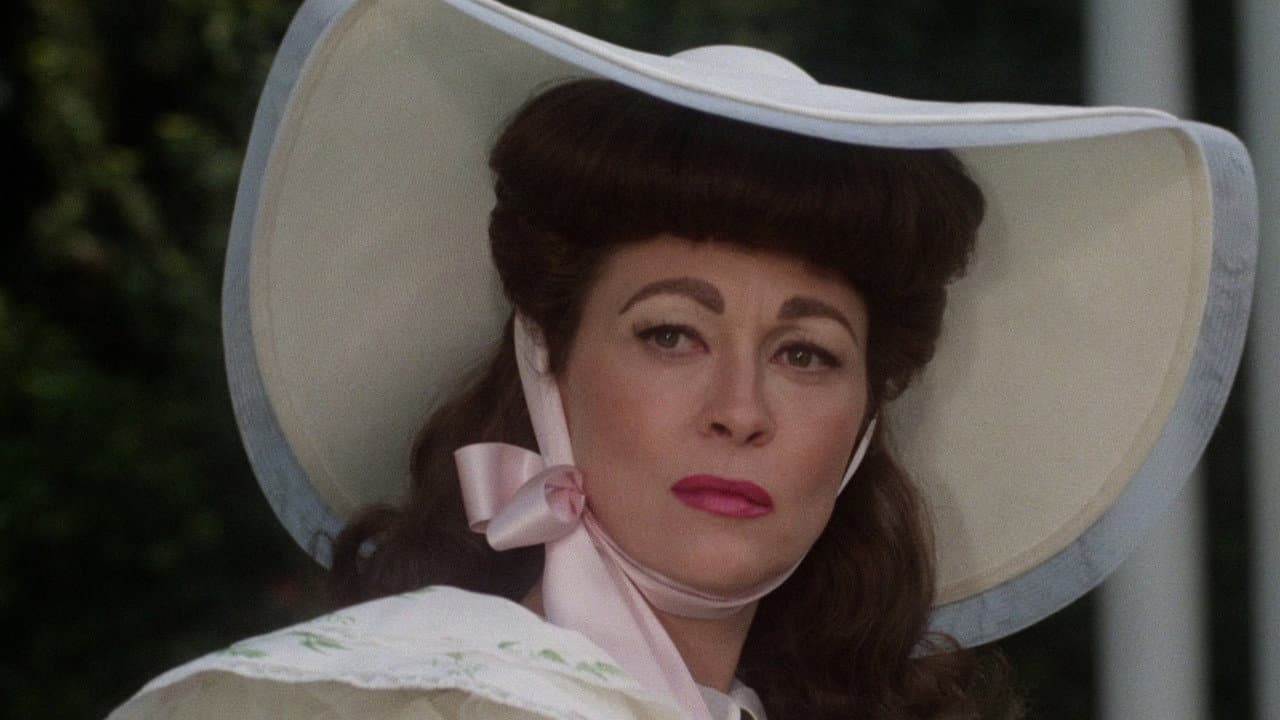 Mommie Dearest still 7