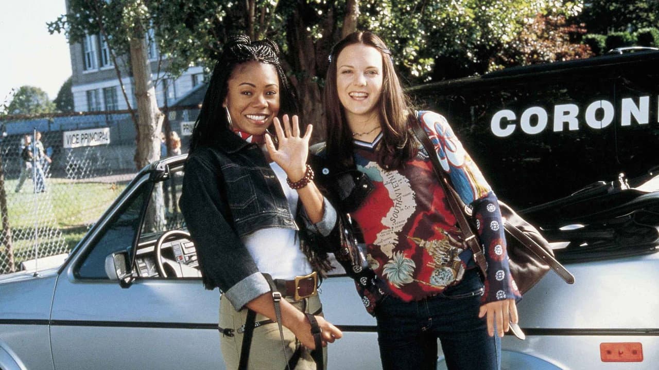 Scary Movie Review: Does the 2000 Parody Still Slap? still 7
