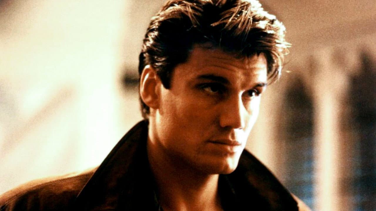 Dark Angel still 8