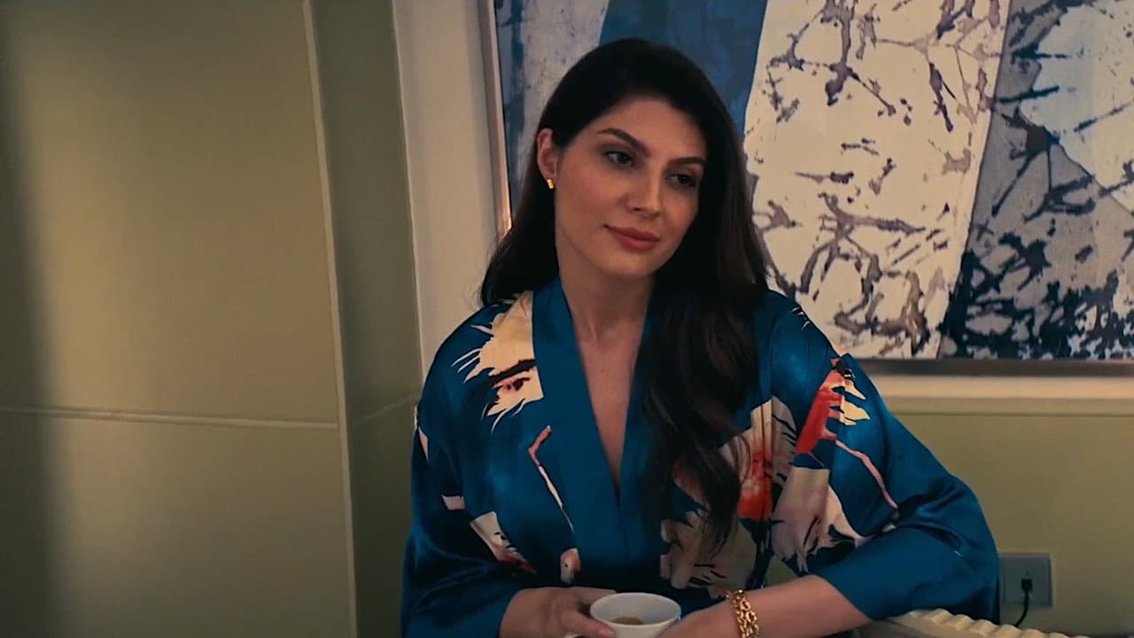 The Fix: Elnaaz Norouzi Talks Winning Role, Diversity still 8