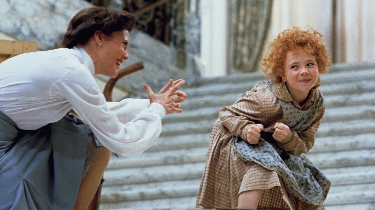 Annie still 3