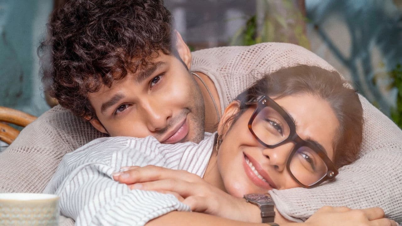 Do Deewane Seher Mein still 4