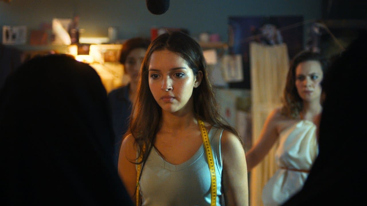 Papicha still 3