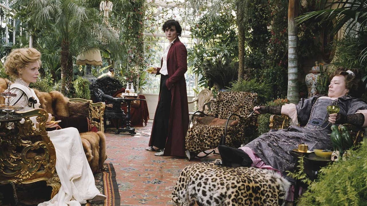 Chéri still 2