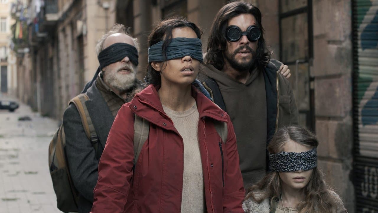 Bird Box Barcelona still 6
