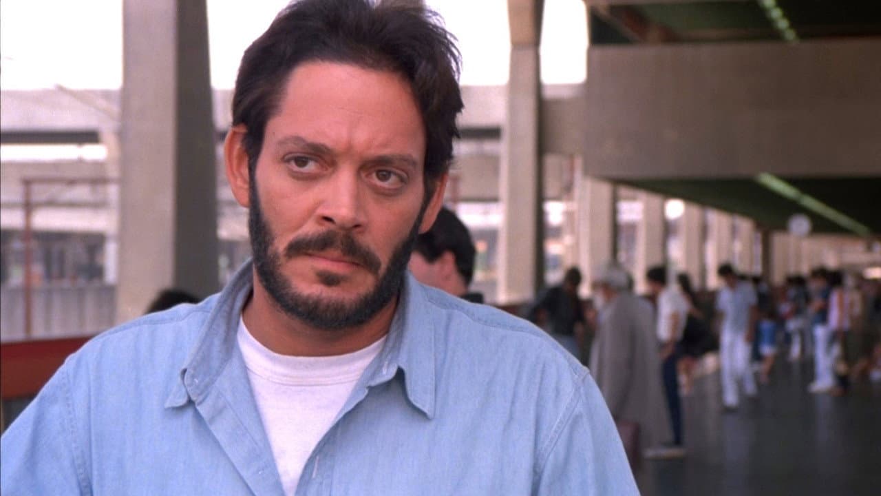 Kiss of the Spider Woman still 7