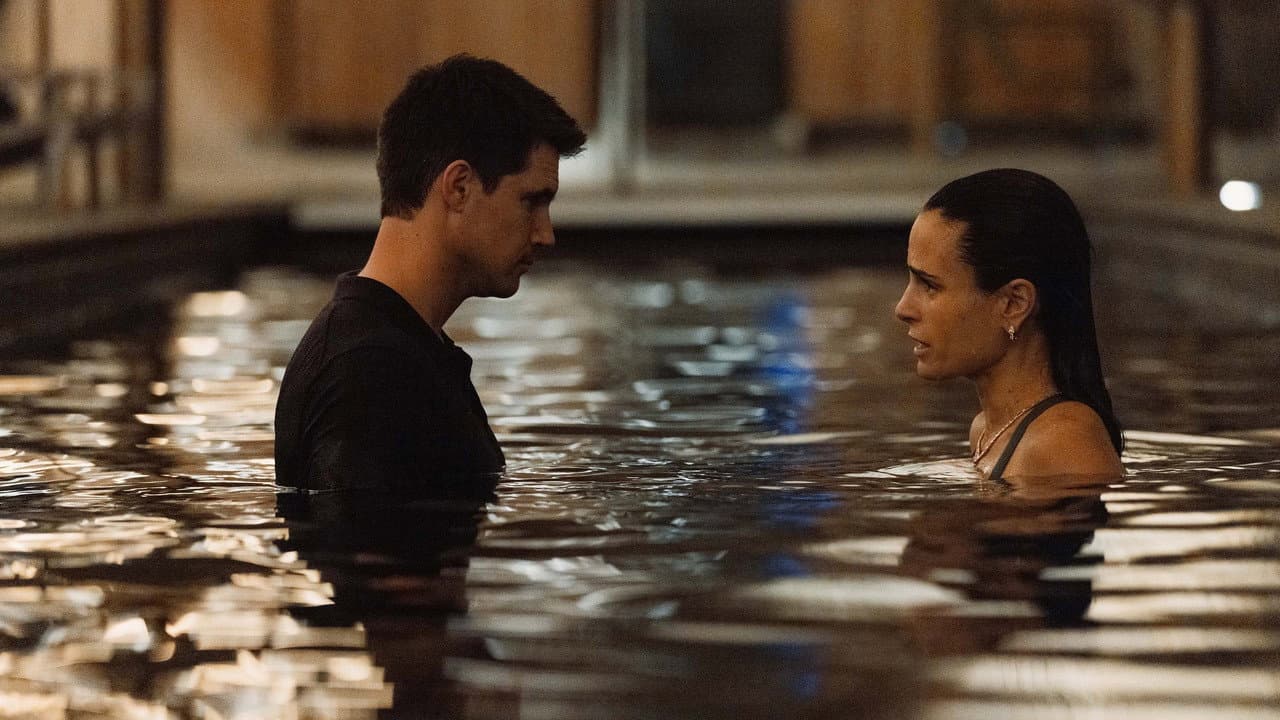 Simulant still 5