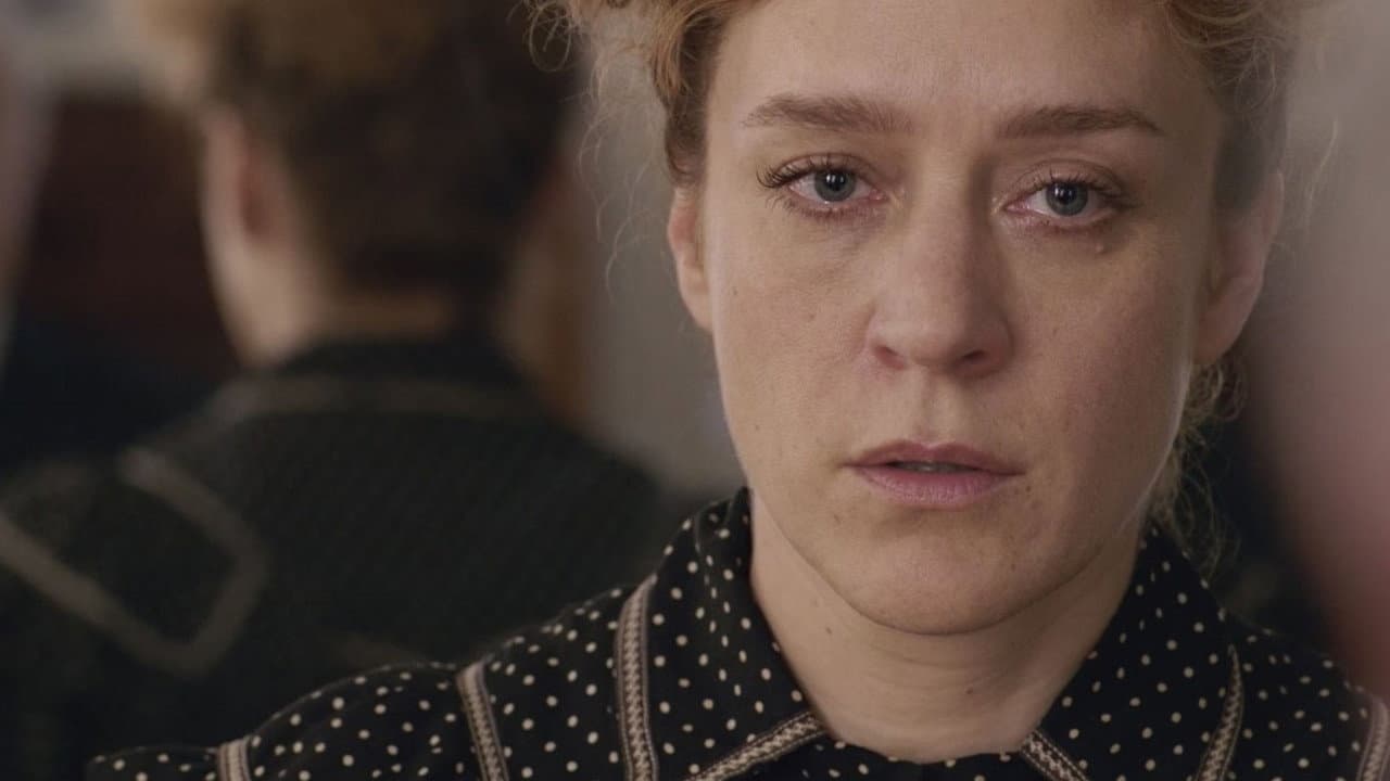 Lizzie still 7