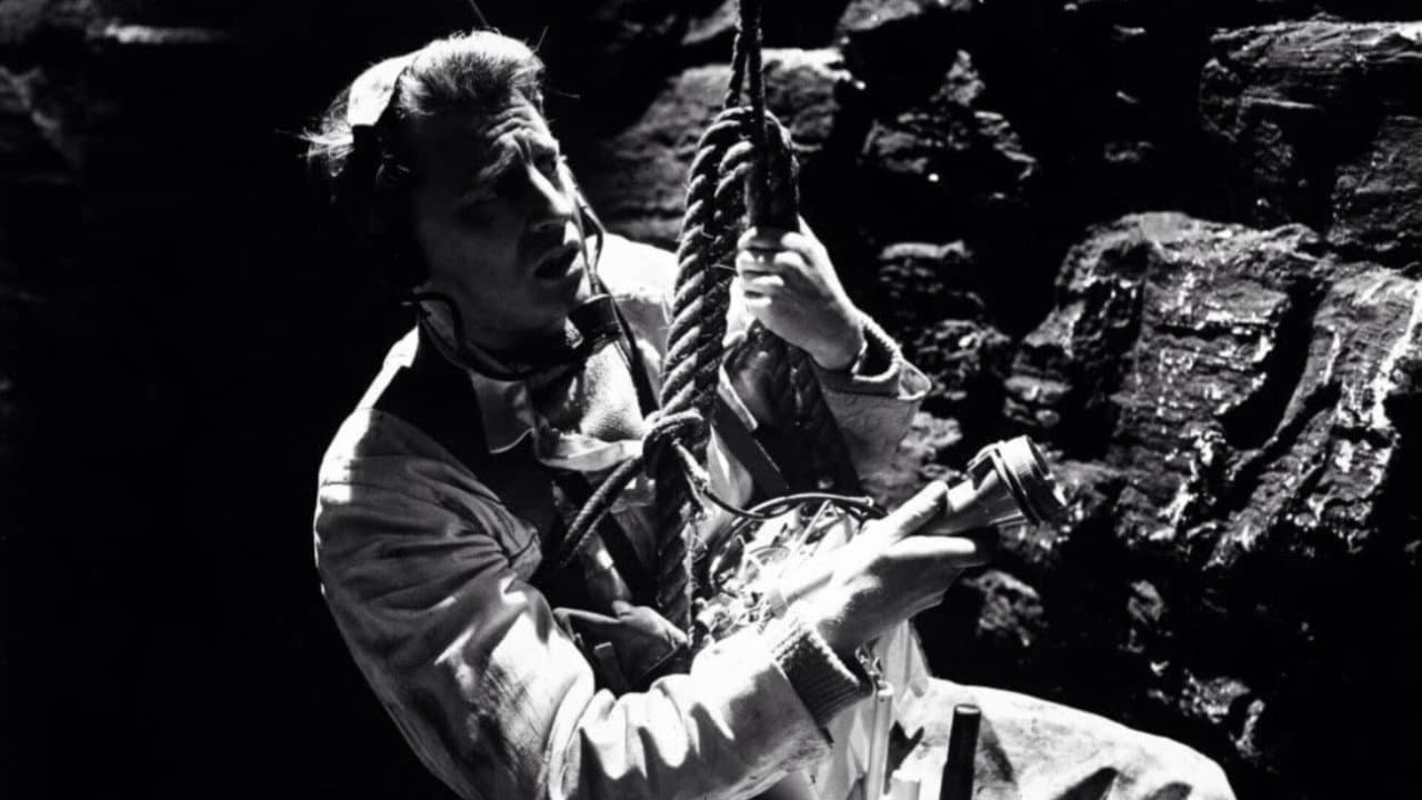 X: The Unknown still 5