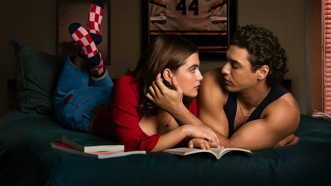Off Campus Review: Your Next College Obsession? still 5