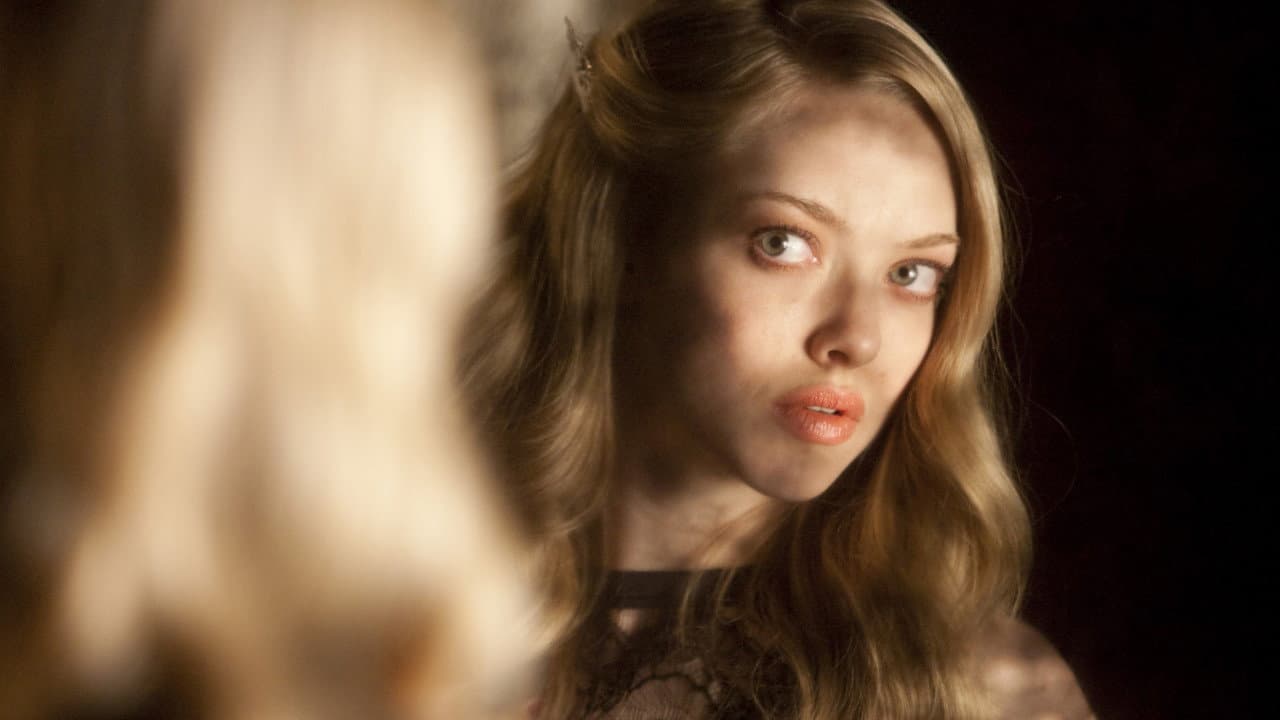 Chloe still 8
