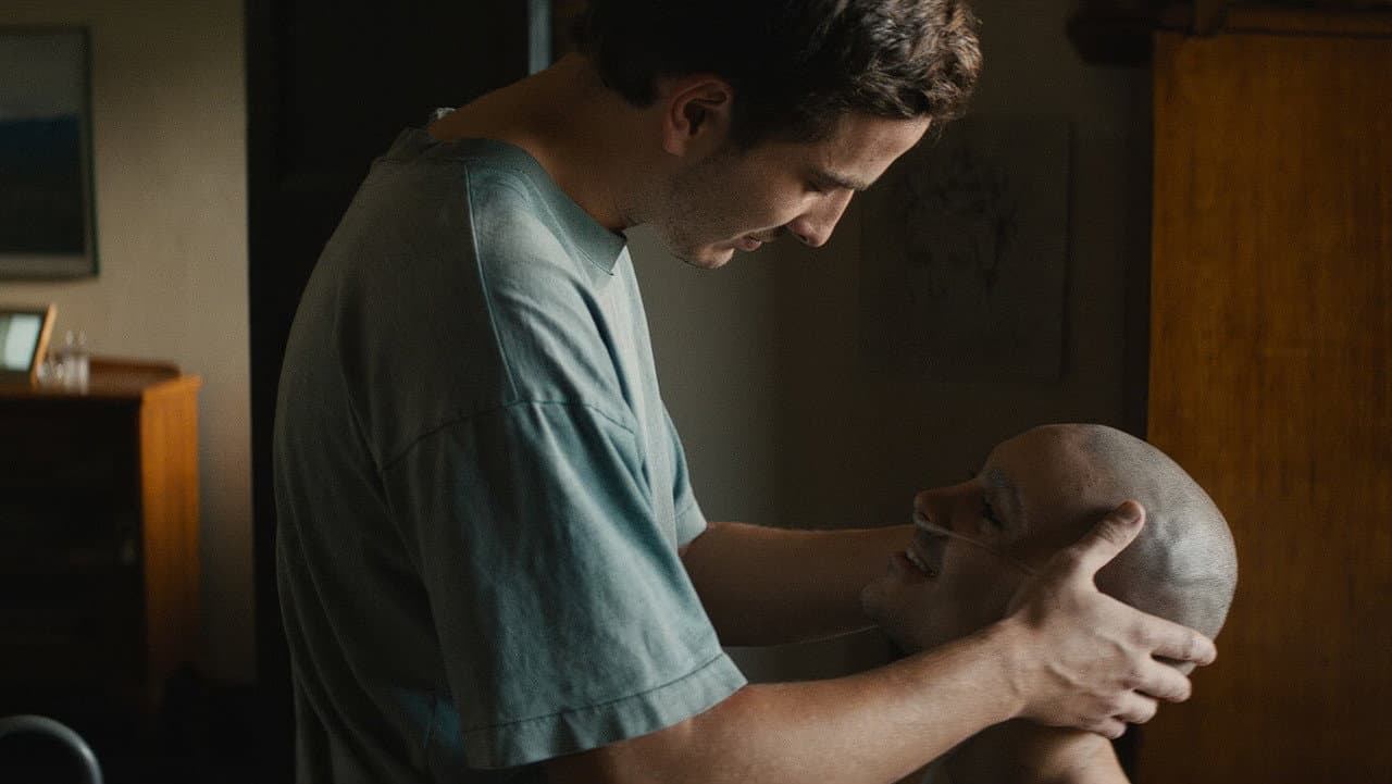 Holding the Man still 3