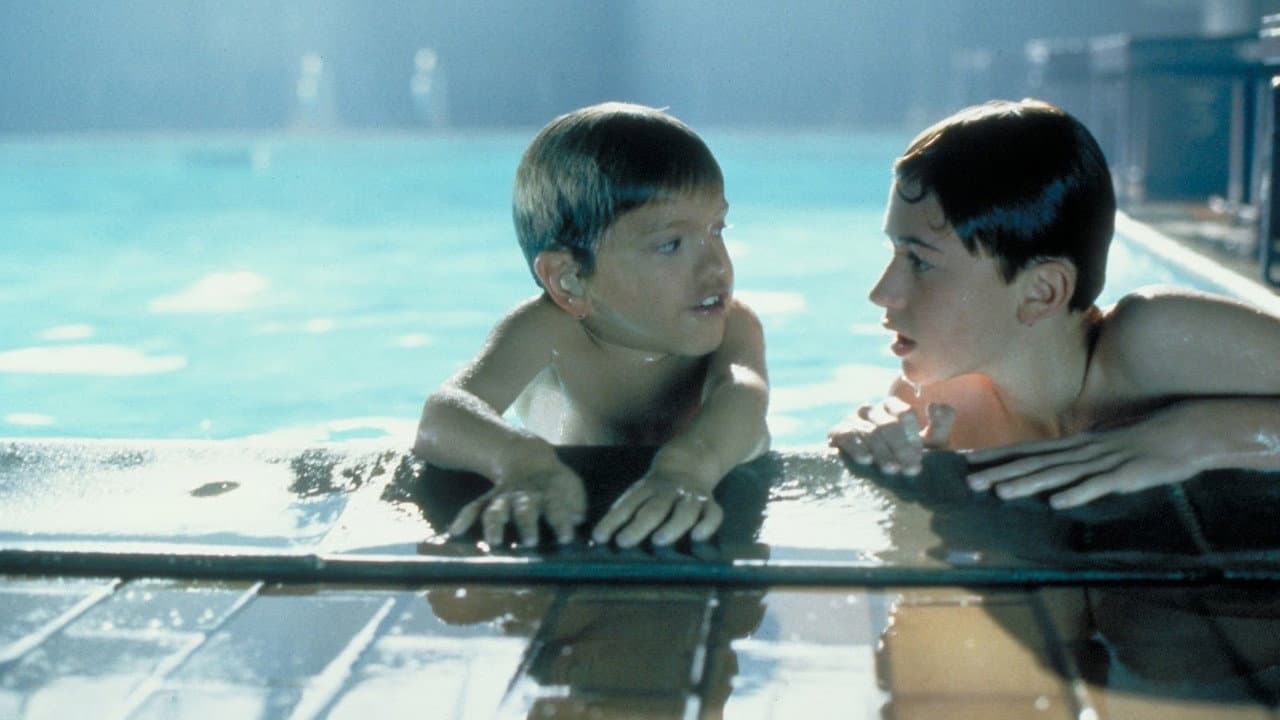 Simon Birch still 5