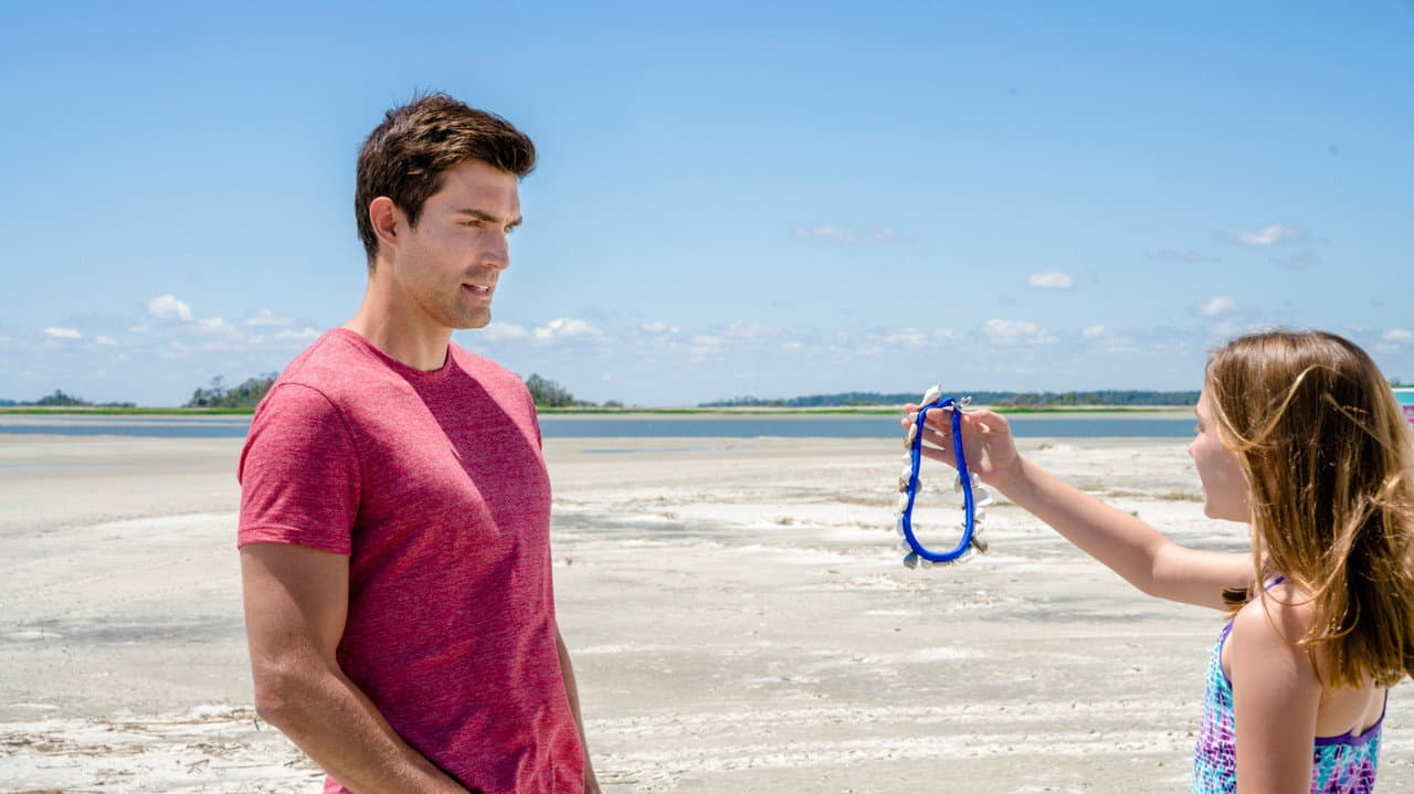 Love at the Shore still 7