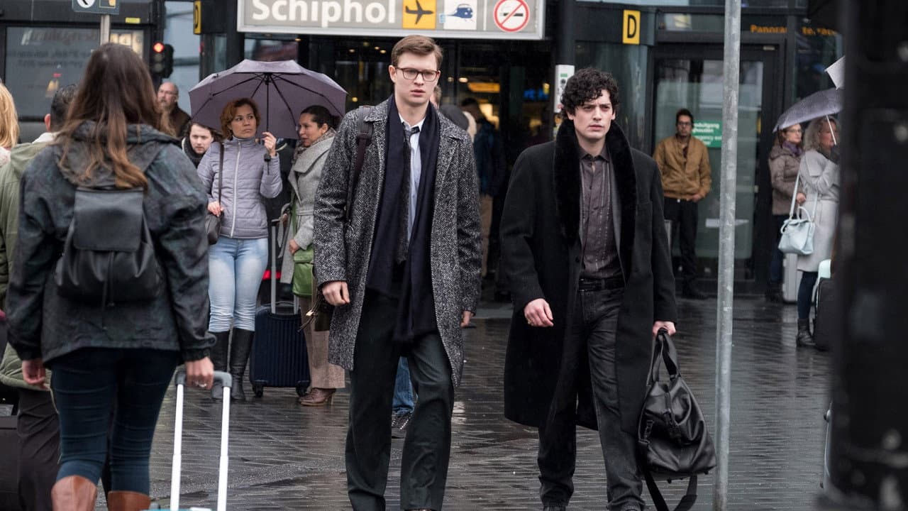 The Goldfinch still 6