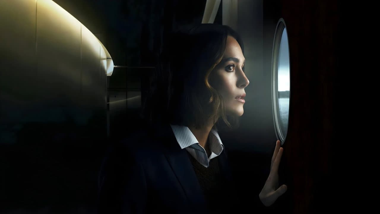 The Woman in Cabin 10 still 8