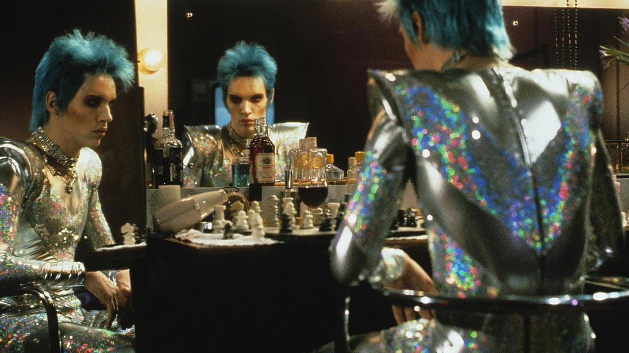 Velvet Goldmine still 2