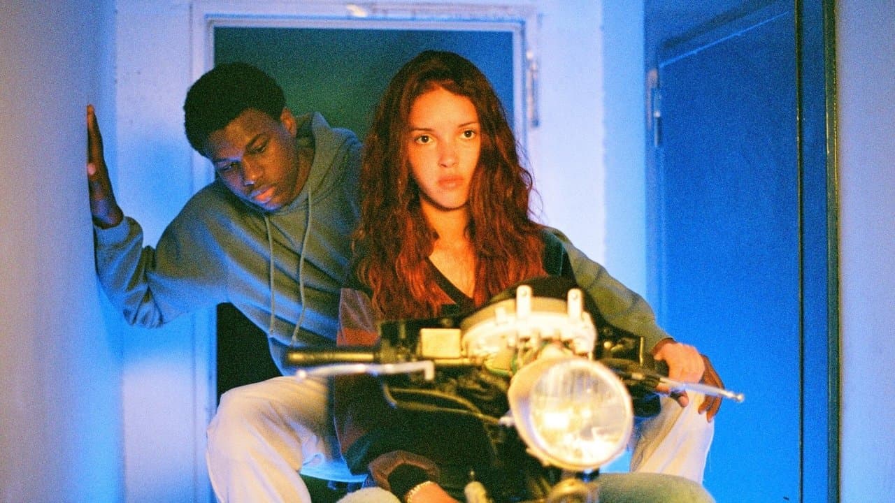 Gagarine still 7