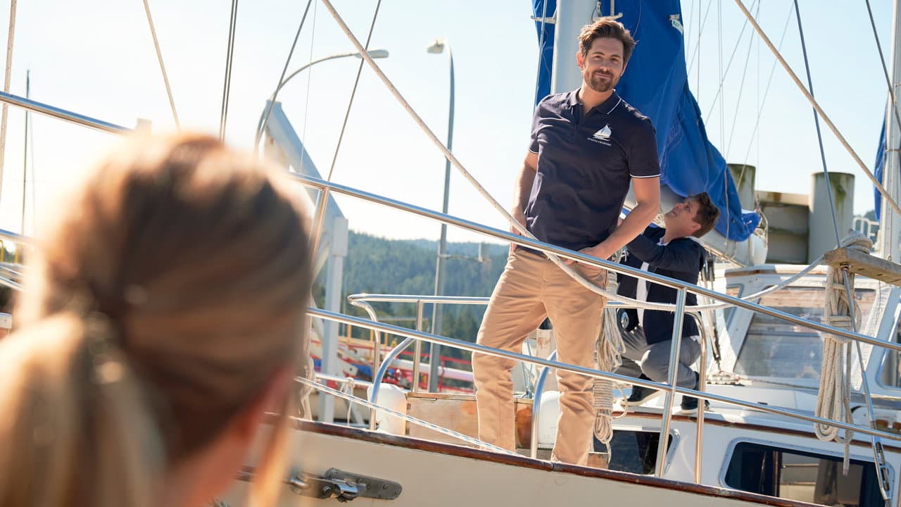 Sailing Into Love still 8