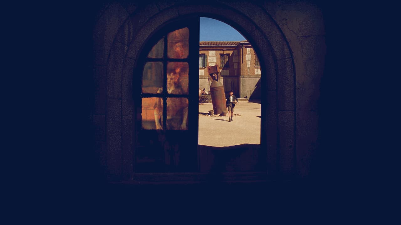 The Devil's Backbone still 8