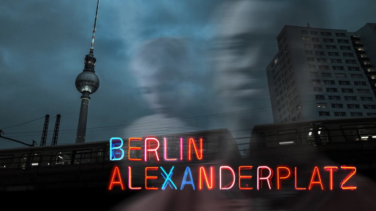 Berlin Alexanderplatz still 8