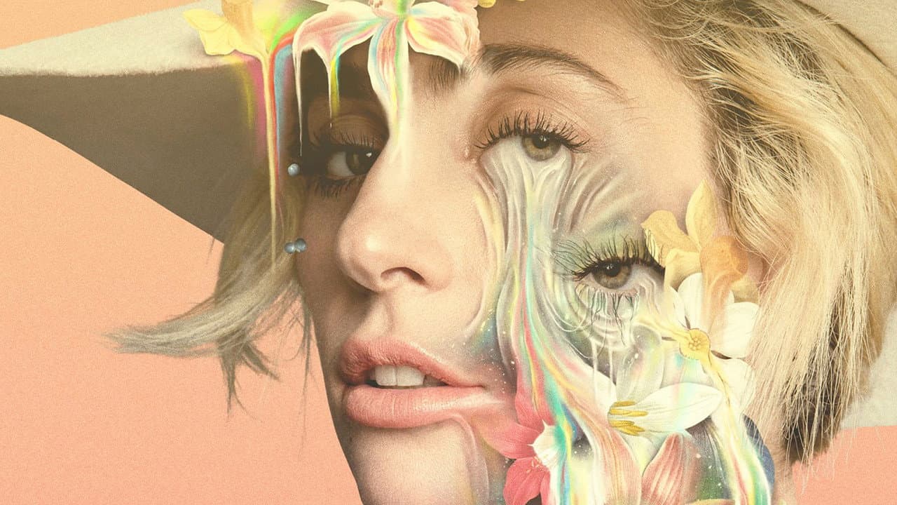 Gaga: Five Foot Two still 5
