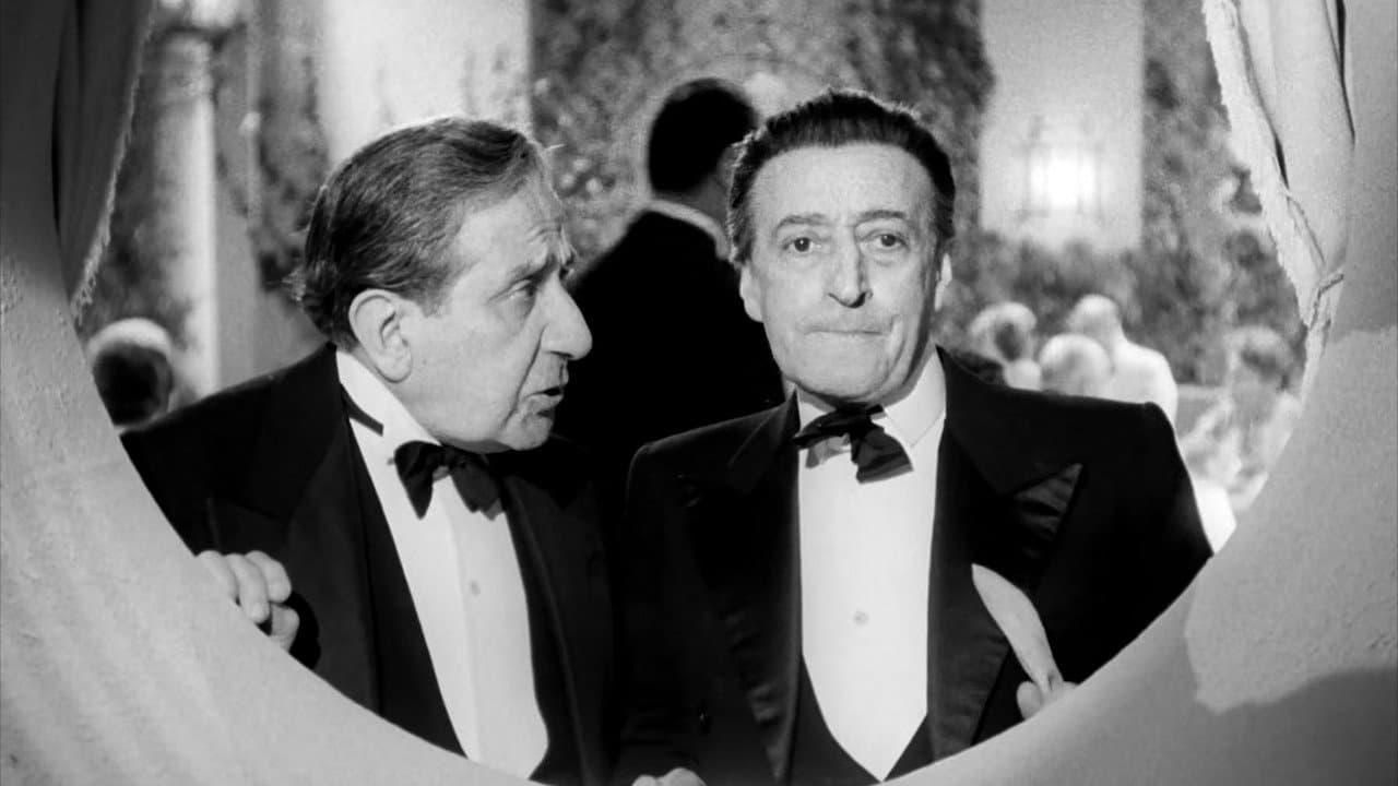 Totò, Vittorio and the Doctor still 8