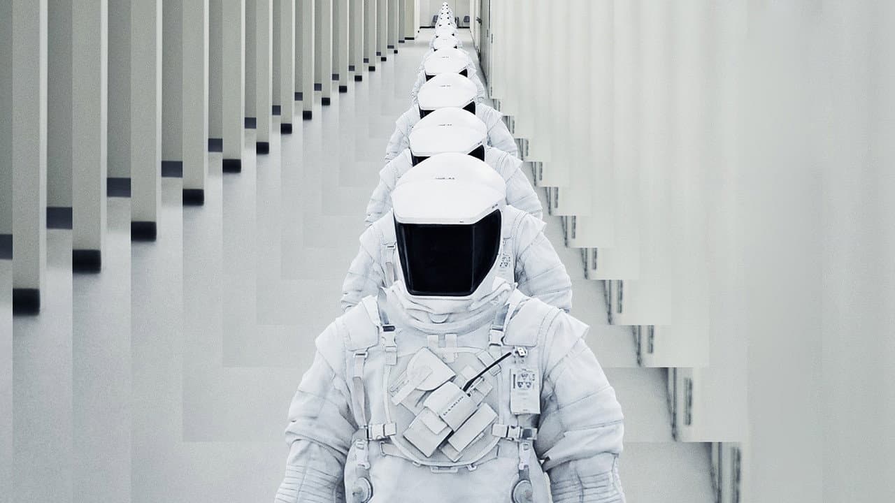The Signal still 7