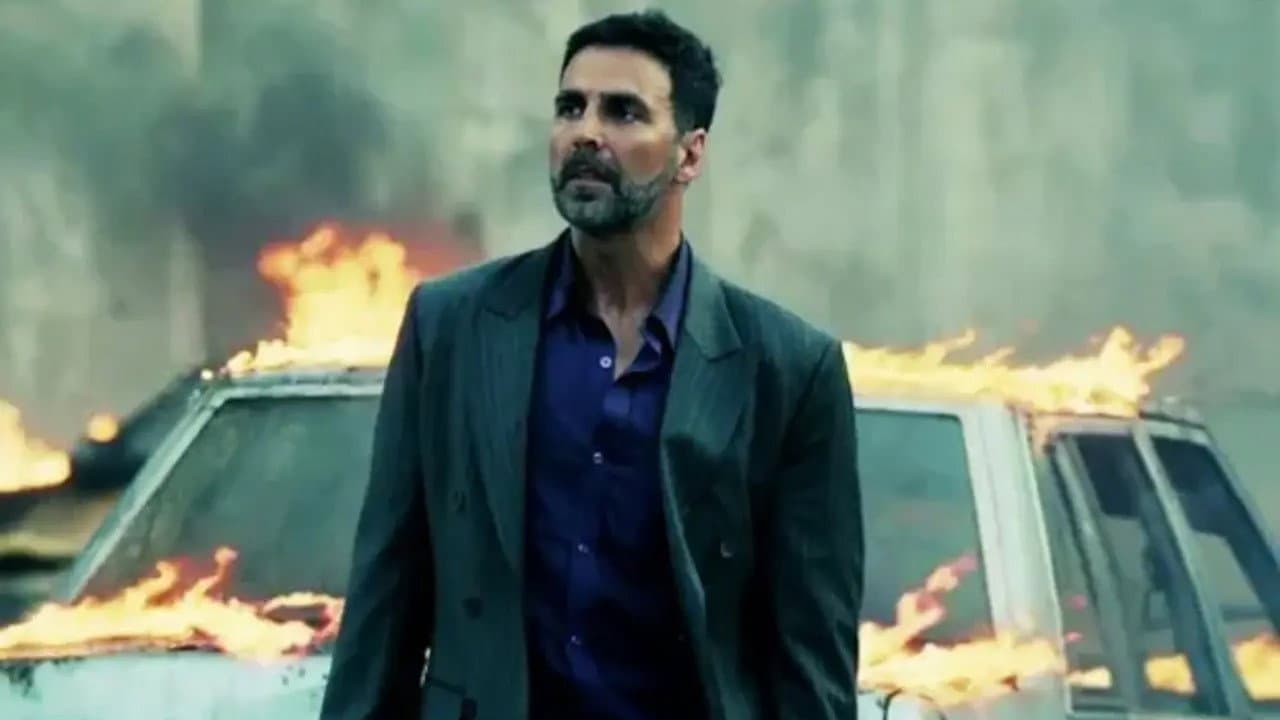 Airlift still 3
