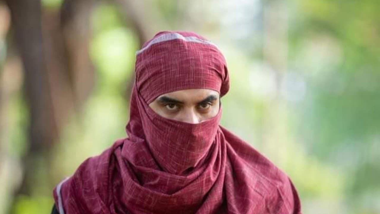 Minnal Murali still 8