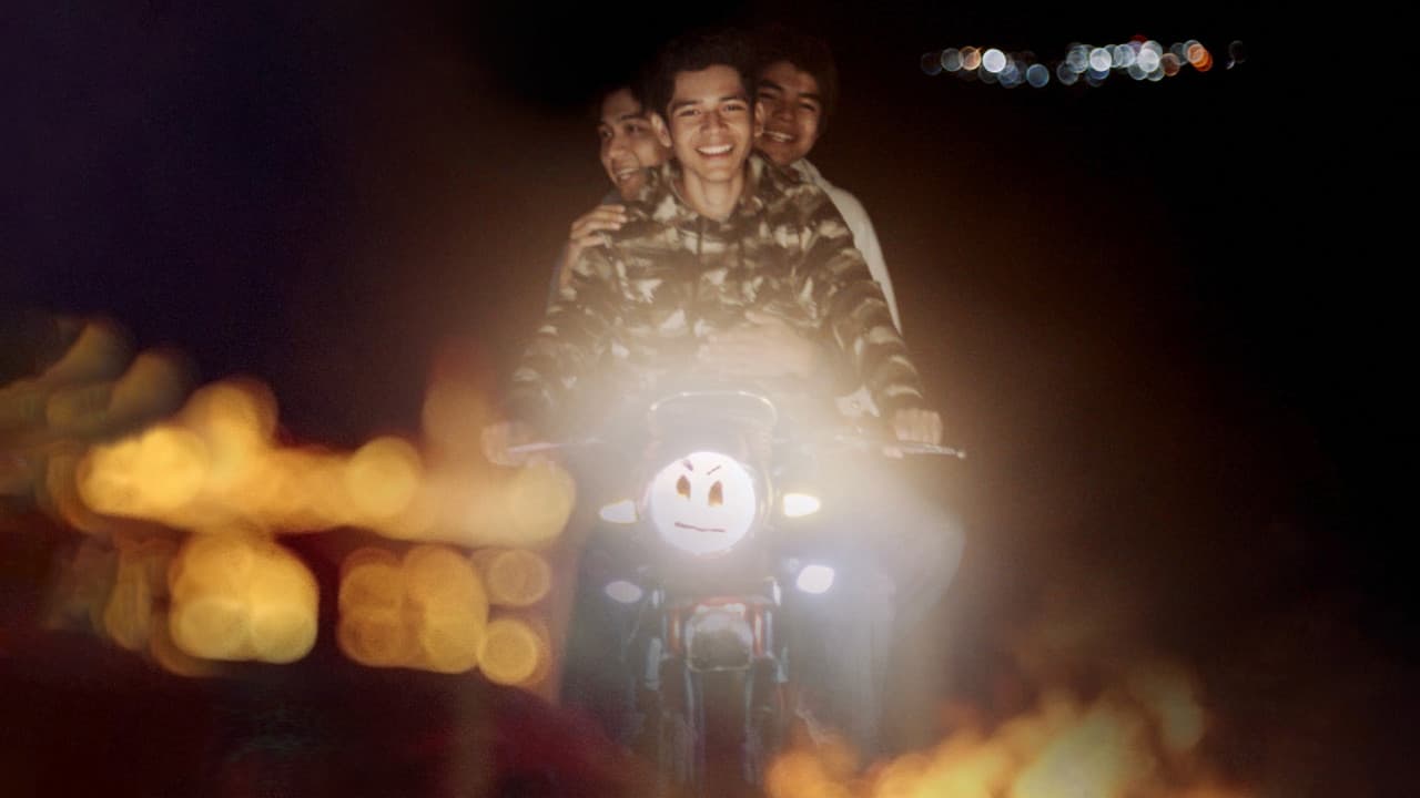 Sujo still 3
