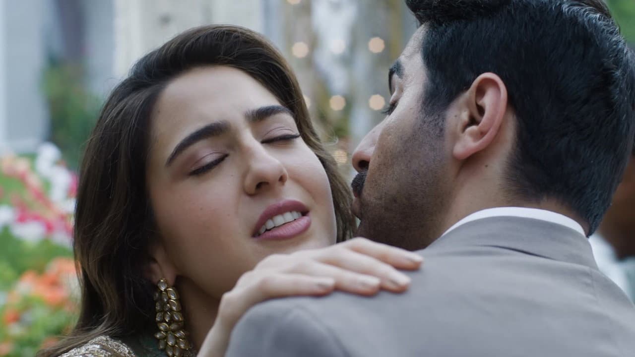 Pati Patni Aur Woh Do still 2