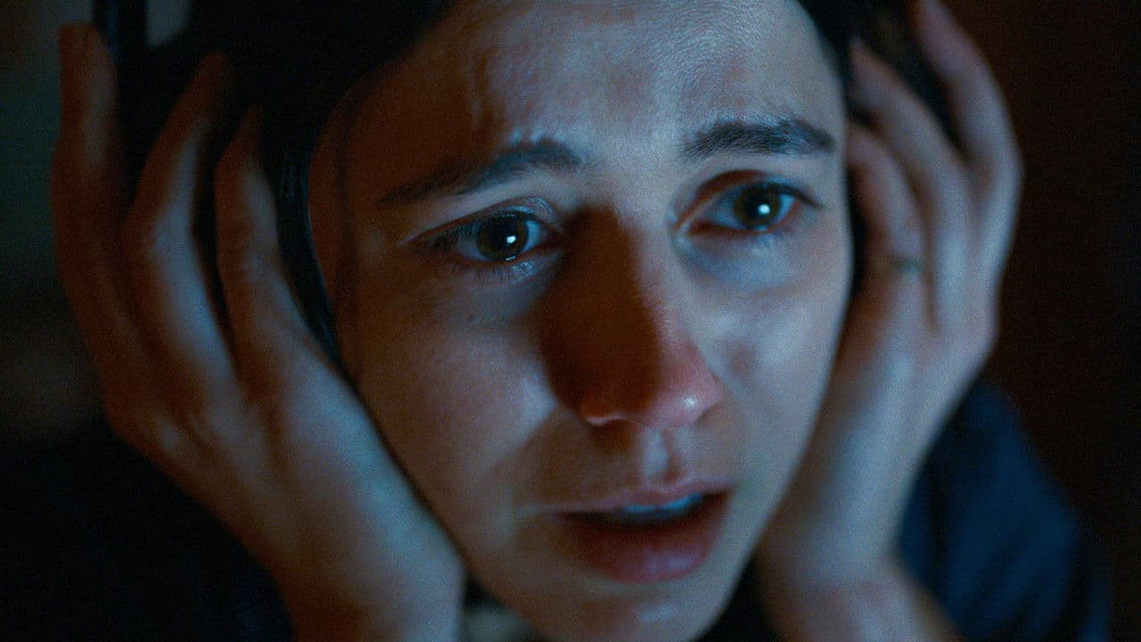 undertone still 3