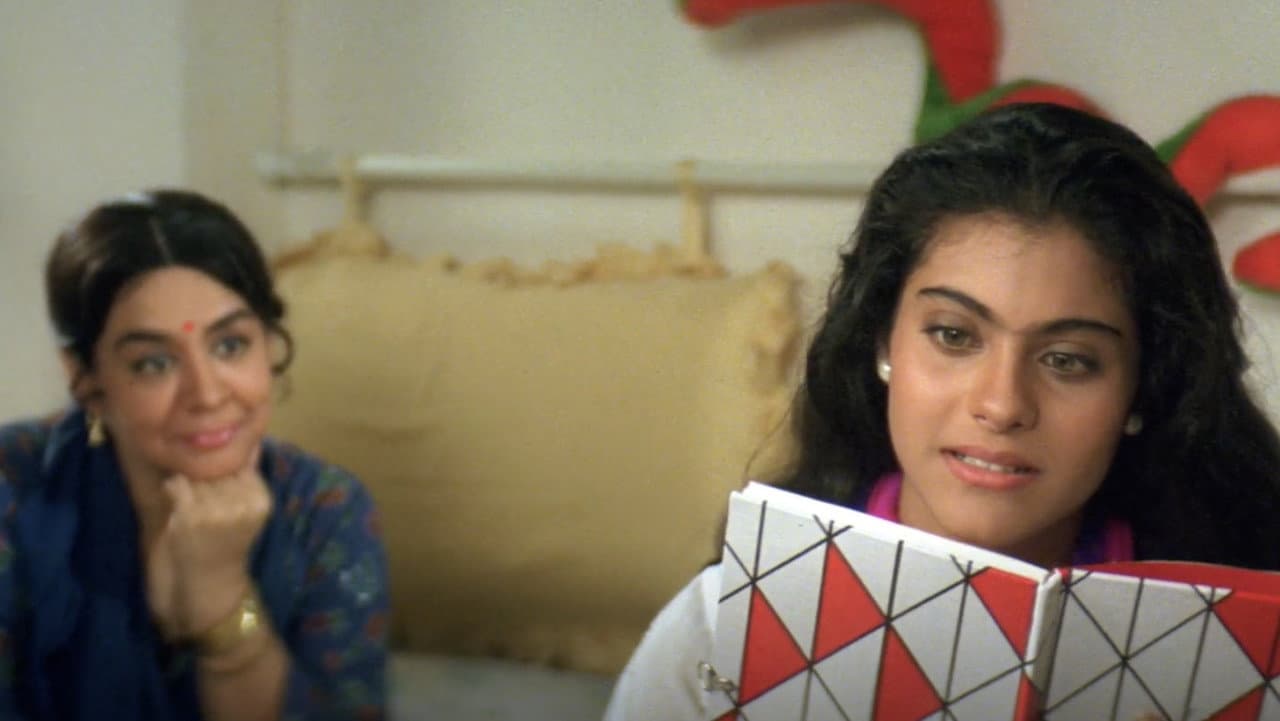 Dilwale Dulhania Le Jayenge Review: Bollywood's GOAT? still 8