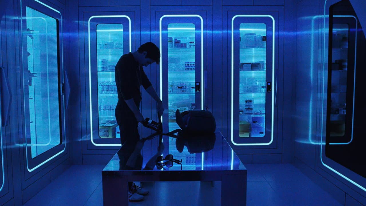 Artificial: Guadagnino's AI Drama Hits Theaters Dec 25 still 6