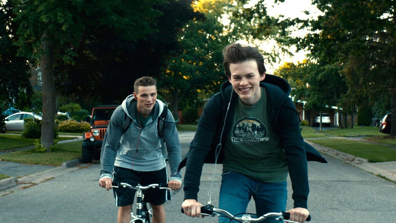 Giant Little Ones still 4
