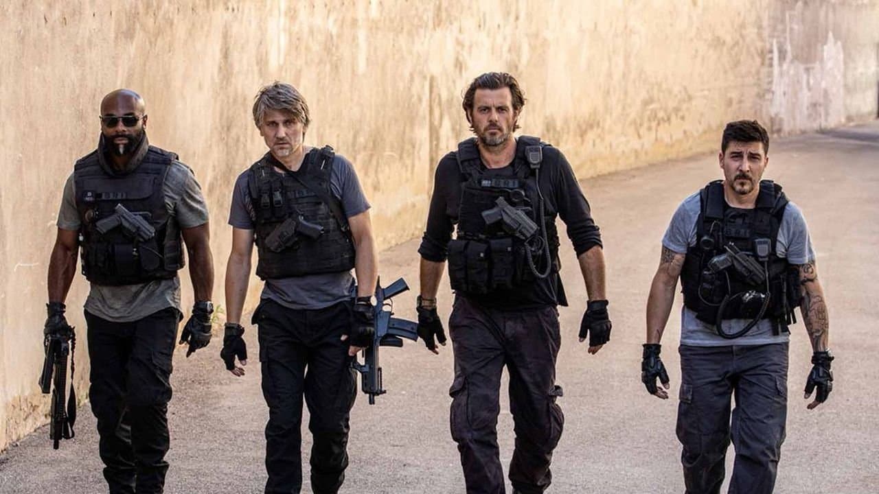 Rogue City still 3