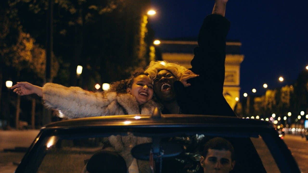 Divines still 6