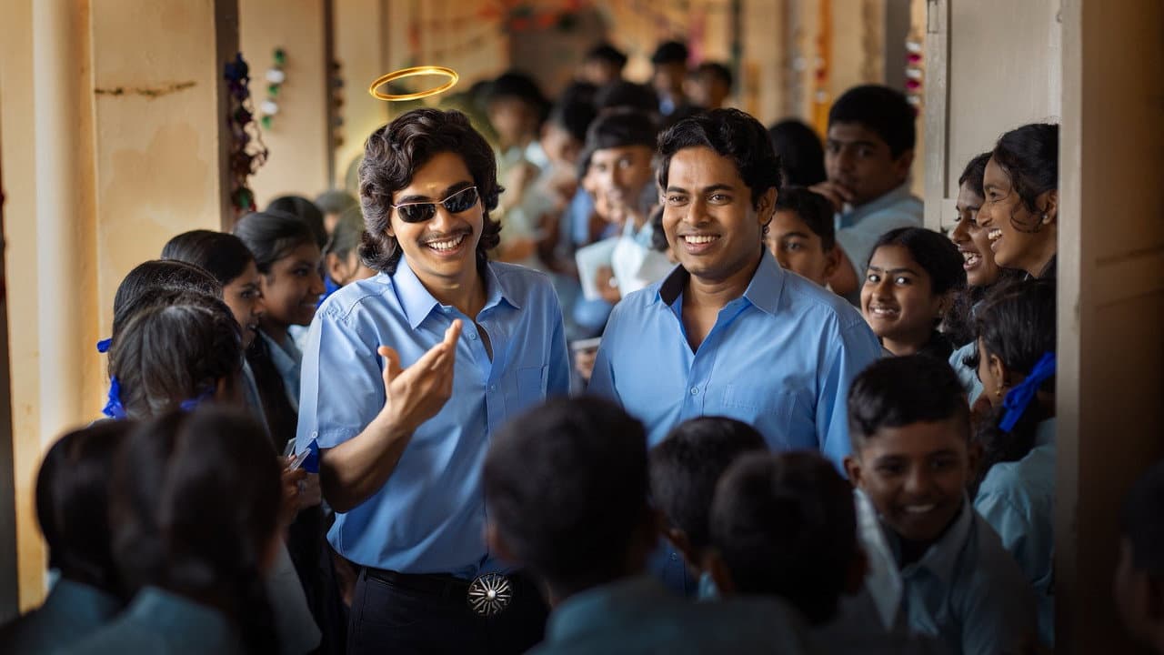 Mollywood Times Review: Laughs & Drama in Malluwood still 3