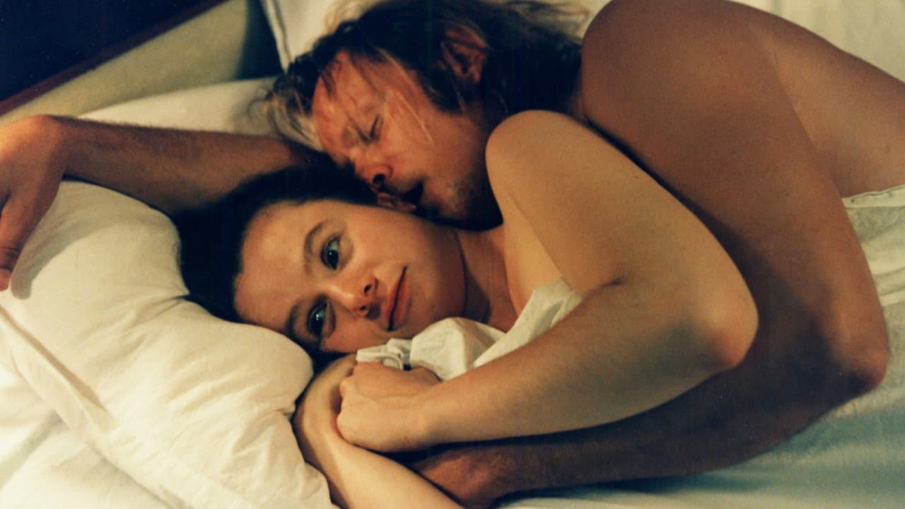 Breaking the Waves still 7