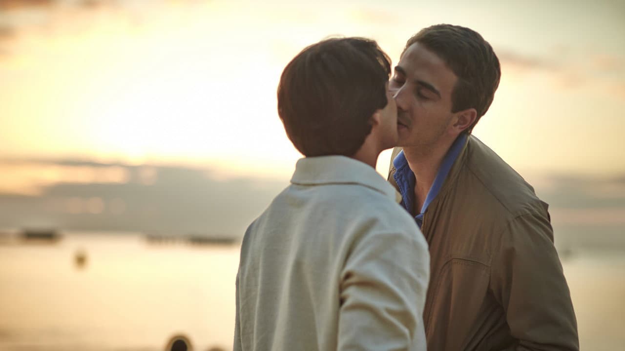 Holding the Man still 6