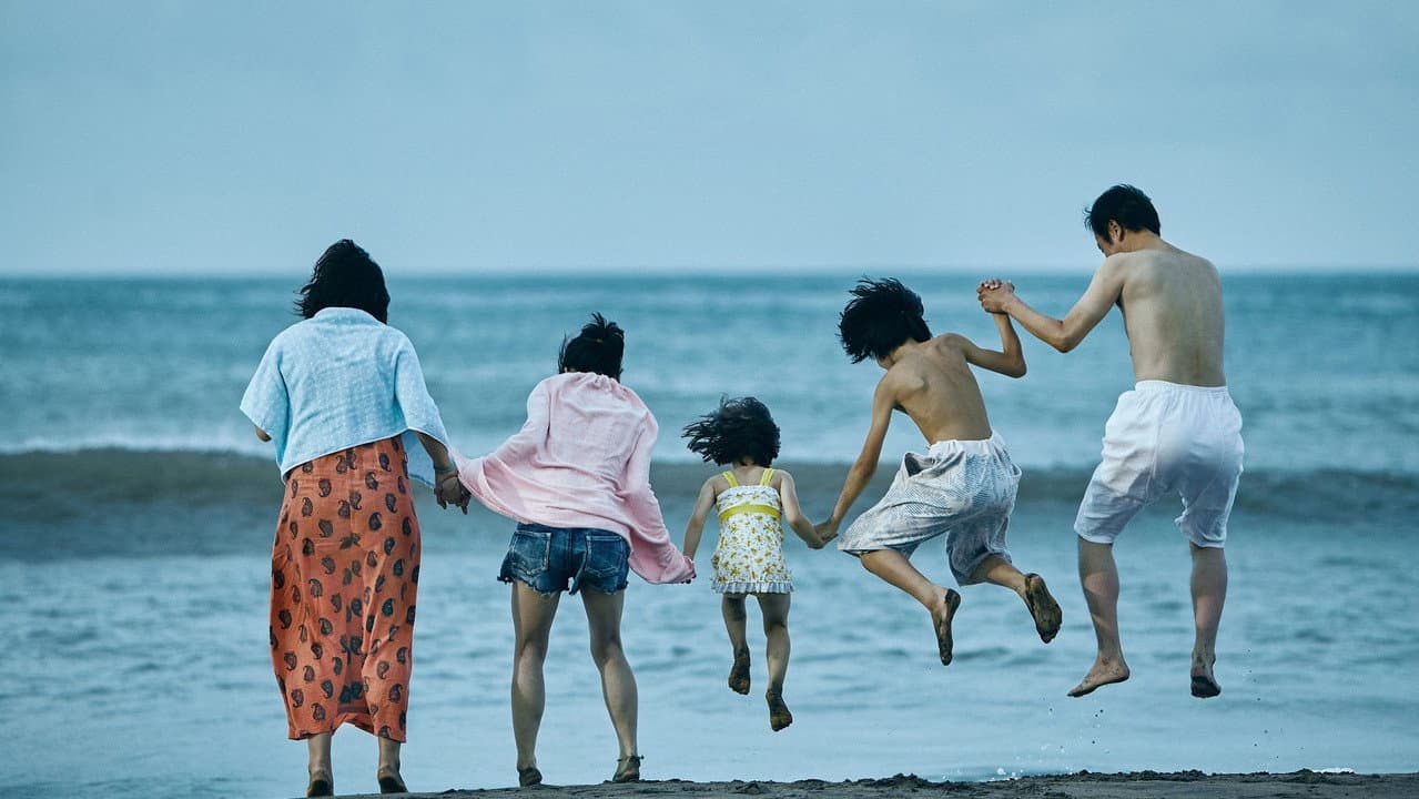 Shoplifters still 8