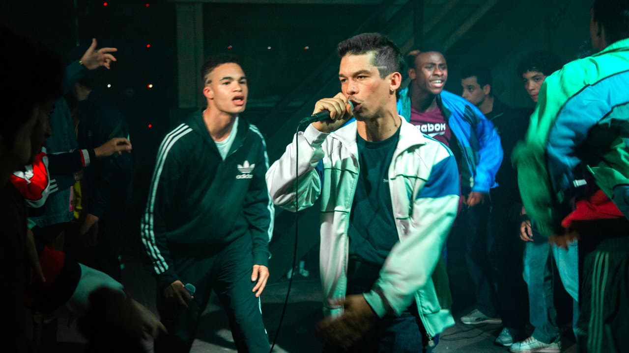Authentik still 6