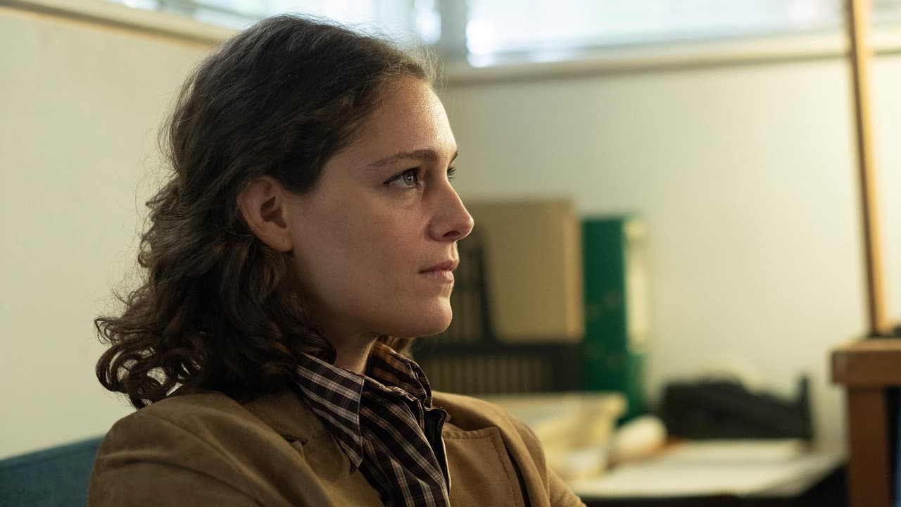 The Souvenir: Part II still 7