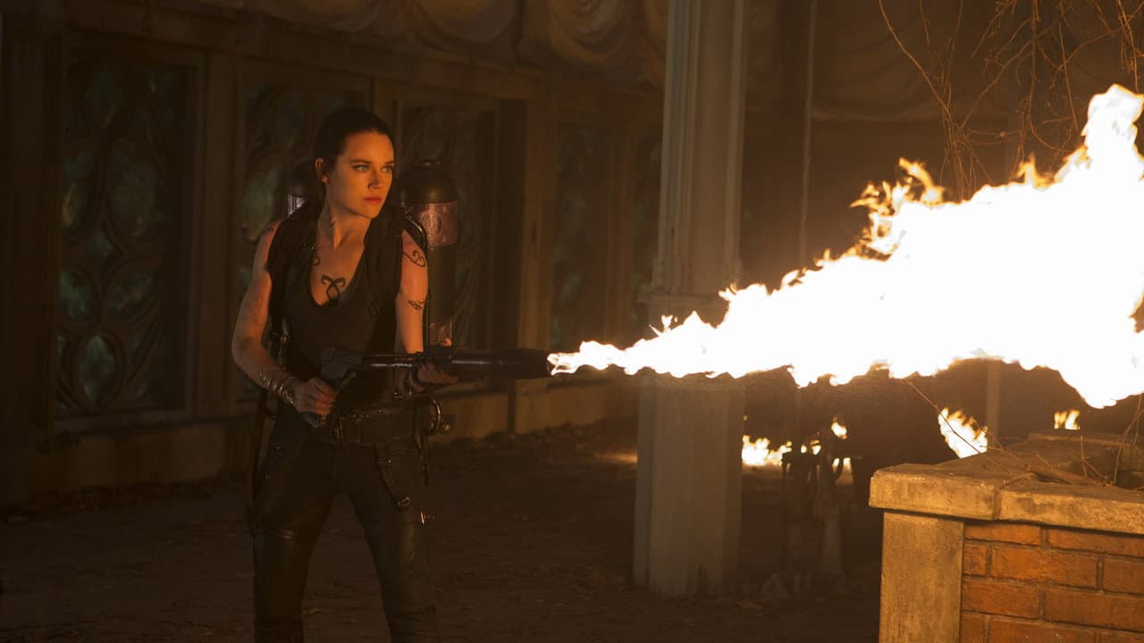 The Mortal Instruments: City of Bones still 8