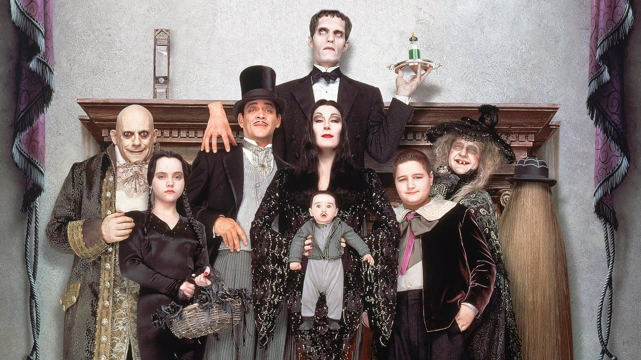 Addams Family Values still 2